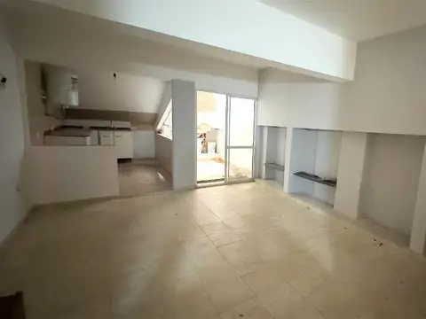 Venta de Departamento 2 Ambientes Santos Lugares PB "A" amplio