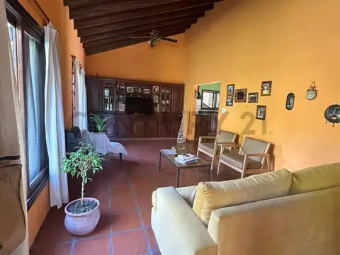 Casa en Venta en General las Heras, USD 219.000