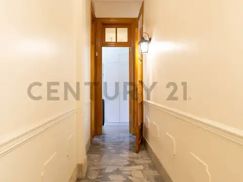 Venta de departamento 4 ambientes estilo frances en Balvanera