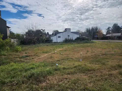 Terreno en Alquiler en Funes, $ 600.000