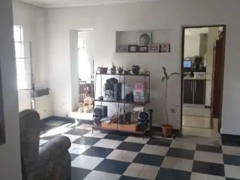 Casa en Venta en Las Flores, USD 90.000