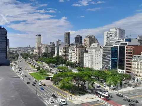 Venta de Oficina en inmejorable zona de Cerrito y Av. Santa Fe.