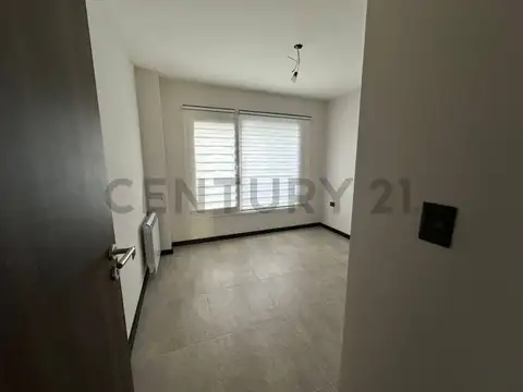 Tronador 1700, Piso 0