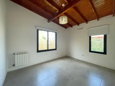 VENTA CON RENTA. Increíble oportunidad  casa a la venta en Los Arces