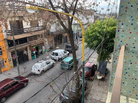 DPTO. 2 AMB. EN BALLESTER.