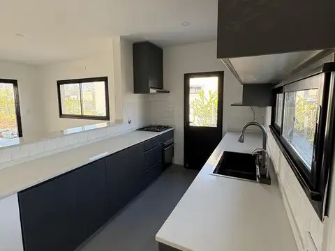 Casa en venta en Santa Emilia
