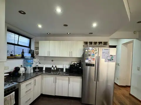 Casa 3 ambientes con 4 baños