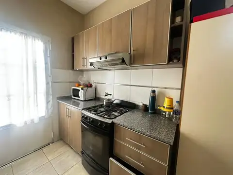 Depto Tipo Casa en Venta en Lanus Oeste, USD 53.000
