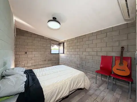 Casa 2 Dormitorios en Venta La Plata con Pileta