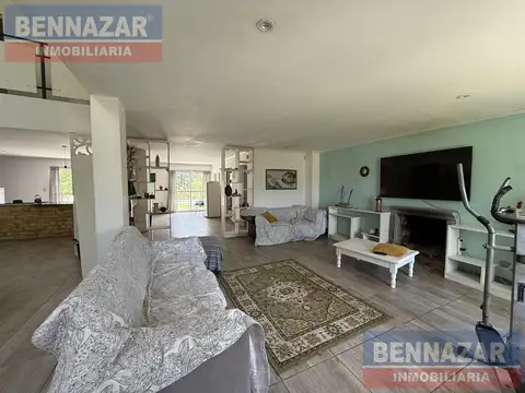 Casa en Venta con 1 cochera