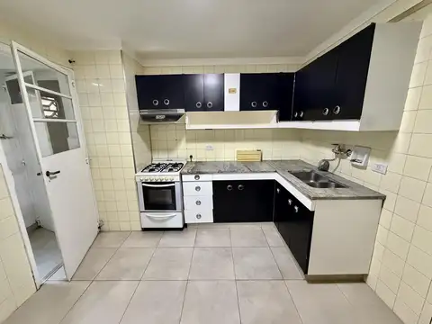 Departamento en Alquiler con 1 cocheras