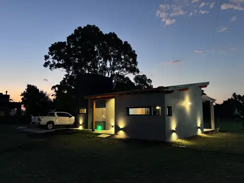 Excelente casa en barrio Las Lomas