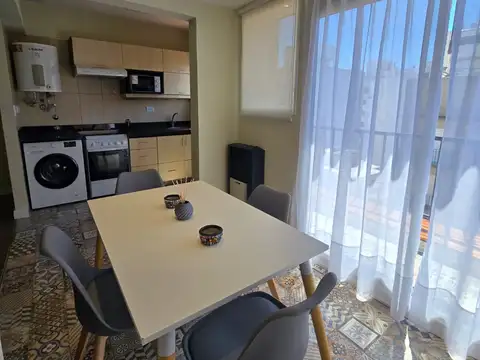 CENTRO/PLAZA COLÓN 2 amb reciclado, amoblado y equipado. MUY BUENA OPORT P/RENTA