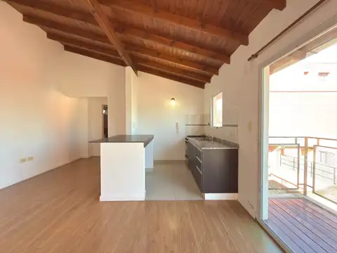 Departamento en Alquiler con 1 cocheras
