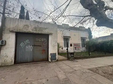 DOS CASA EN UNA: EN VENTA! GENERAL LAS HERAS