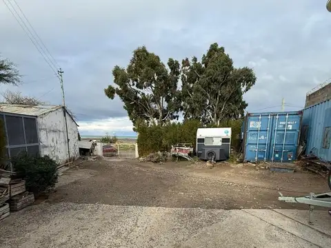 GALPÓN OFICINA Y CASA EN GRAN TERRENO