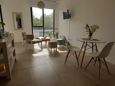 Departamento en Alquiler con 1 cochera