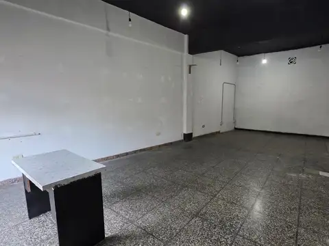 Local en Alquiler 40 años