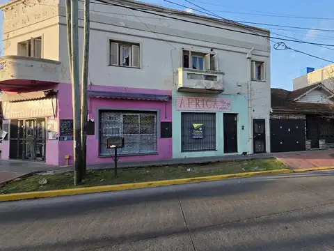 Local en Alquiler en Ezpeleta Este, $ 600.000