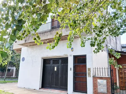 Depto Tipo Casa en Venta en Santos Lugares, USD 168.000