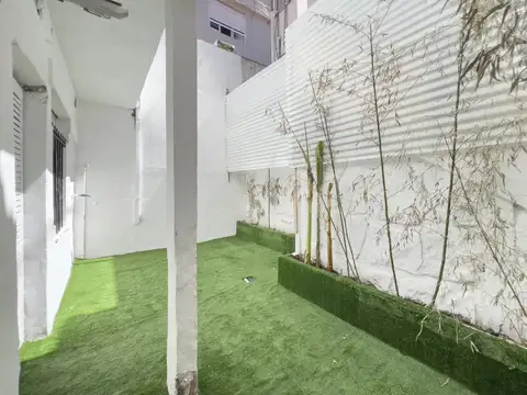 Las Heras 2600, Piso PB