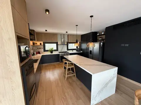 Casa en Venta de 5 dormitorios