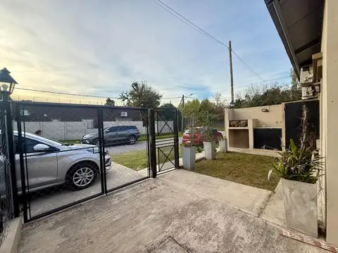 Monoambiente Con Parrilla Y Entrada Para Auto
