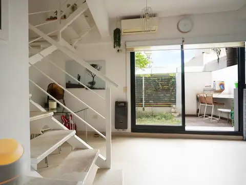 VENTA DÚPLEX 2 AMBIENTES CON PATIO, VILLA URQUIZA