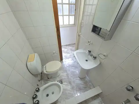 Departamento en Alquiler en Lomas del Mirador, $ 400.000