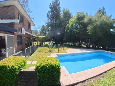 Casa Venta El Pato Country 3 dormi Pileta RETASADA