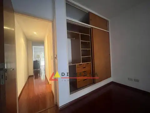 Depto Tipo Casa en Venta 27 años