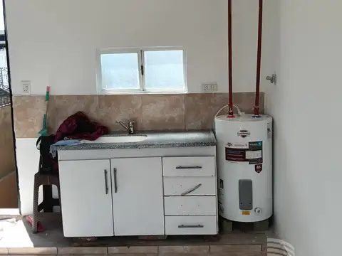 Depto Tipo Casa en Alquiler en Boulogne, $ 450.000