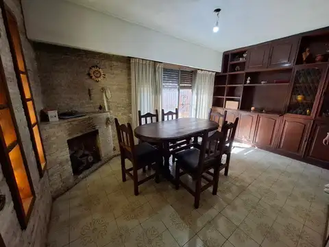 Casa en Venta en Barrio España y Hospitales, USD 120.000
