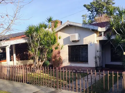 Aviadora Carola Lorenzini 2400