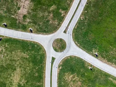 LOTE EN VENTA PRIMERA ETAPA - LOS NARANJOS II