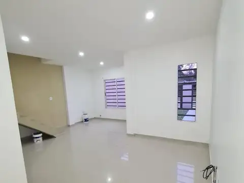 Depto Tipo Casa en Venta de 3 dormitorios