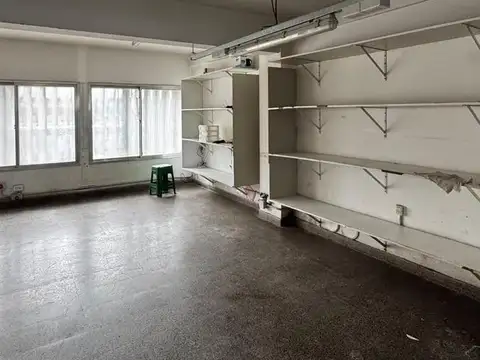 Oficina / Deposito en excelente ubicacion