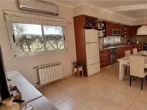 Casa en Venta en Ezeiza, USD 320.000