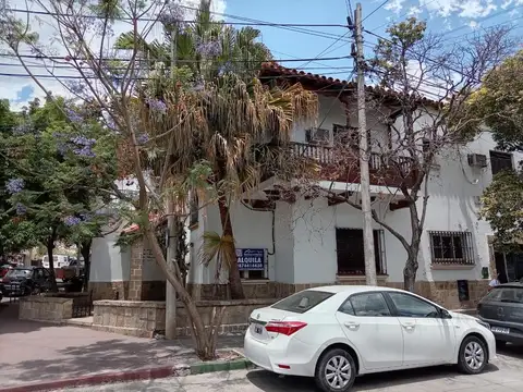 Casa en Alquiler de 7 dormitorios