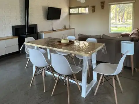 Casa 4 ambientes con 1 baño