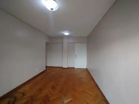 Departamento en Alquiler en Flores, $ 1.100.000