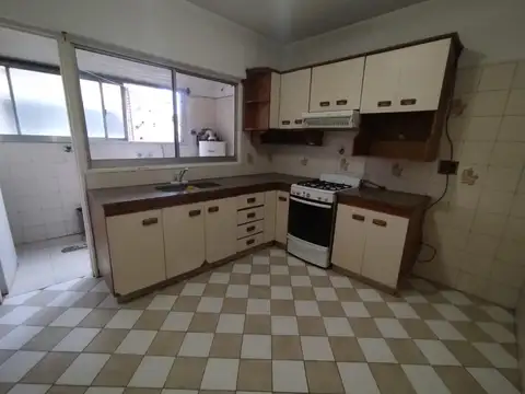 Departamento en Alquiler con 1 cocheras