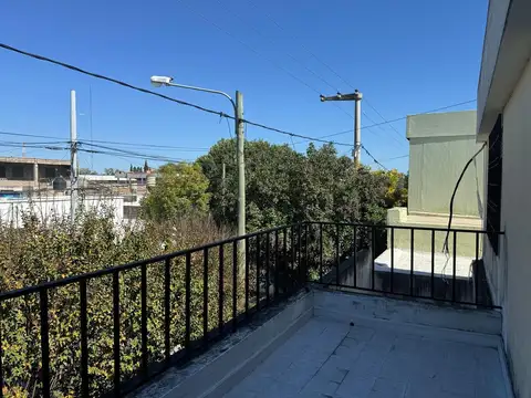 VENTA CASA 3 DORM PATIO GARAGE VILLA AZALAIS