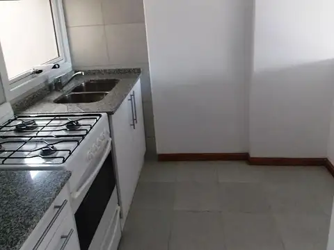 Zeballos al 3200