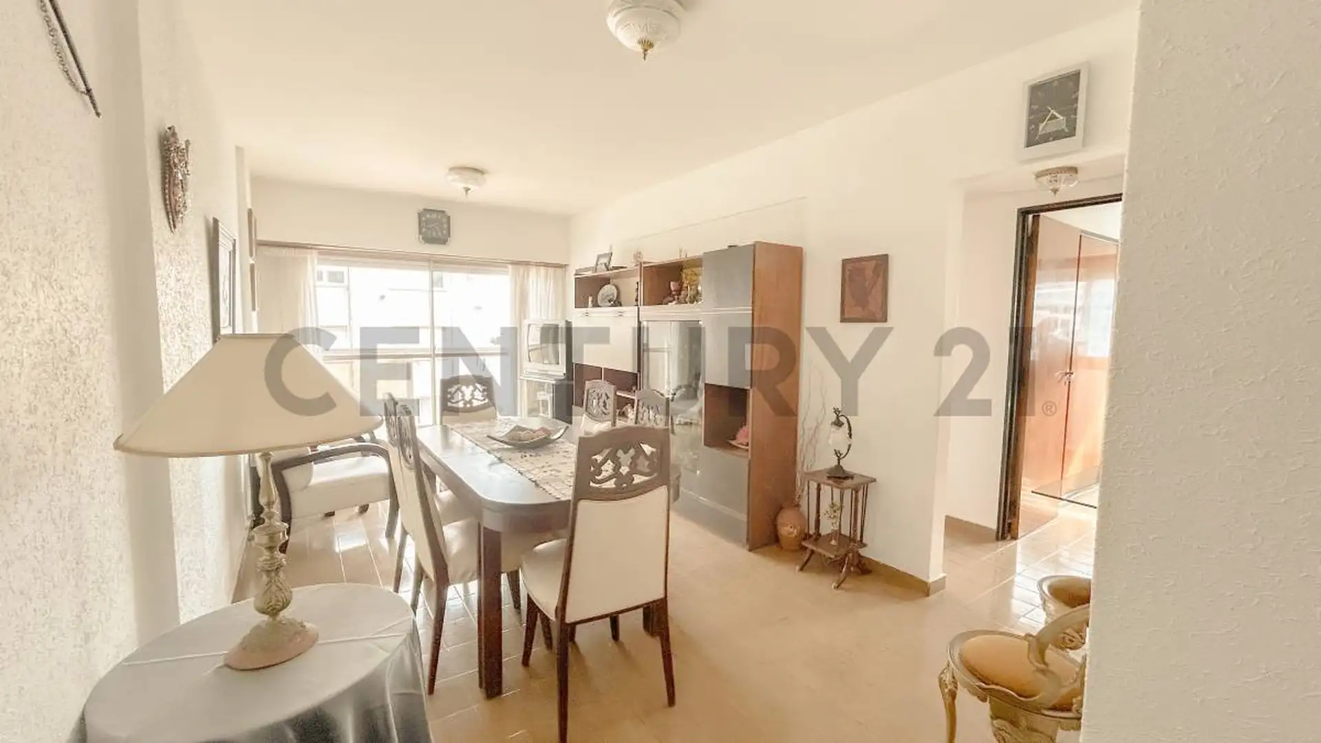 Departamento 3 amb, 53m² con cochera y baulera — Zona Centro
