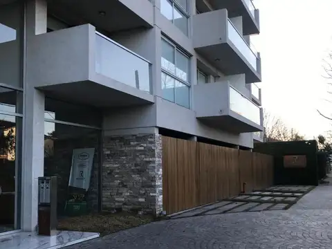 Camacuá 300, Piso 6