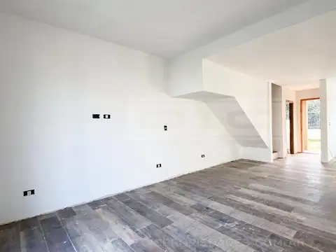 Casa 3 ambientes con 2 baños