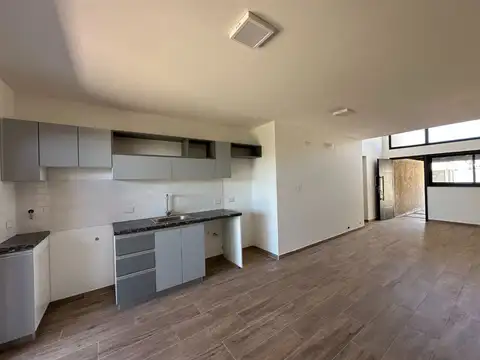 VENTA OPORTUNIDAD DUPLEX DOS DORMITORIOS DOCTA