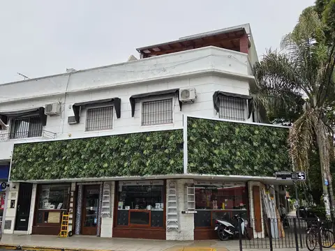 DEPARTAMENTO 2/3 AMBIENTES CON PATIO INDEPENDIENTE- CARAPACHAY