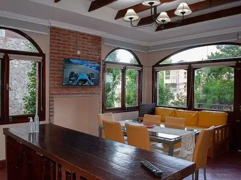 Hotel en Venta en Villa Gesell, USD 799.999